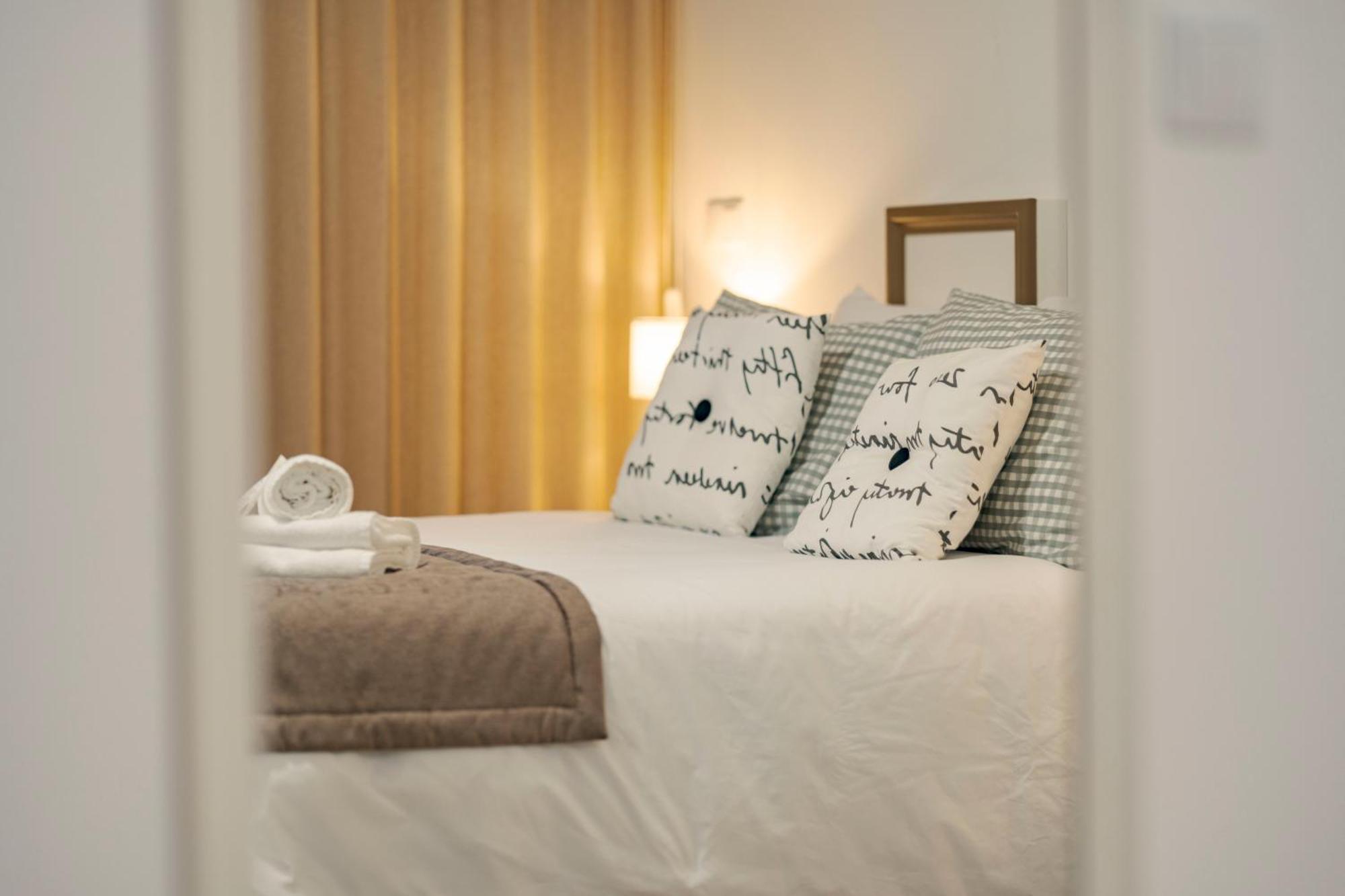 Studios Funchal Εξωτερικό φωτογραφία