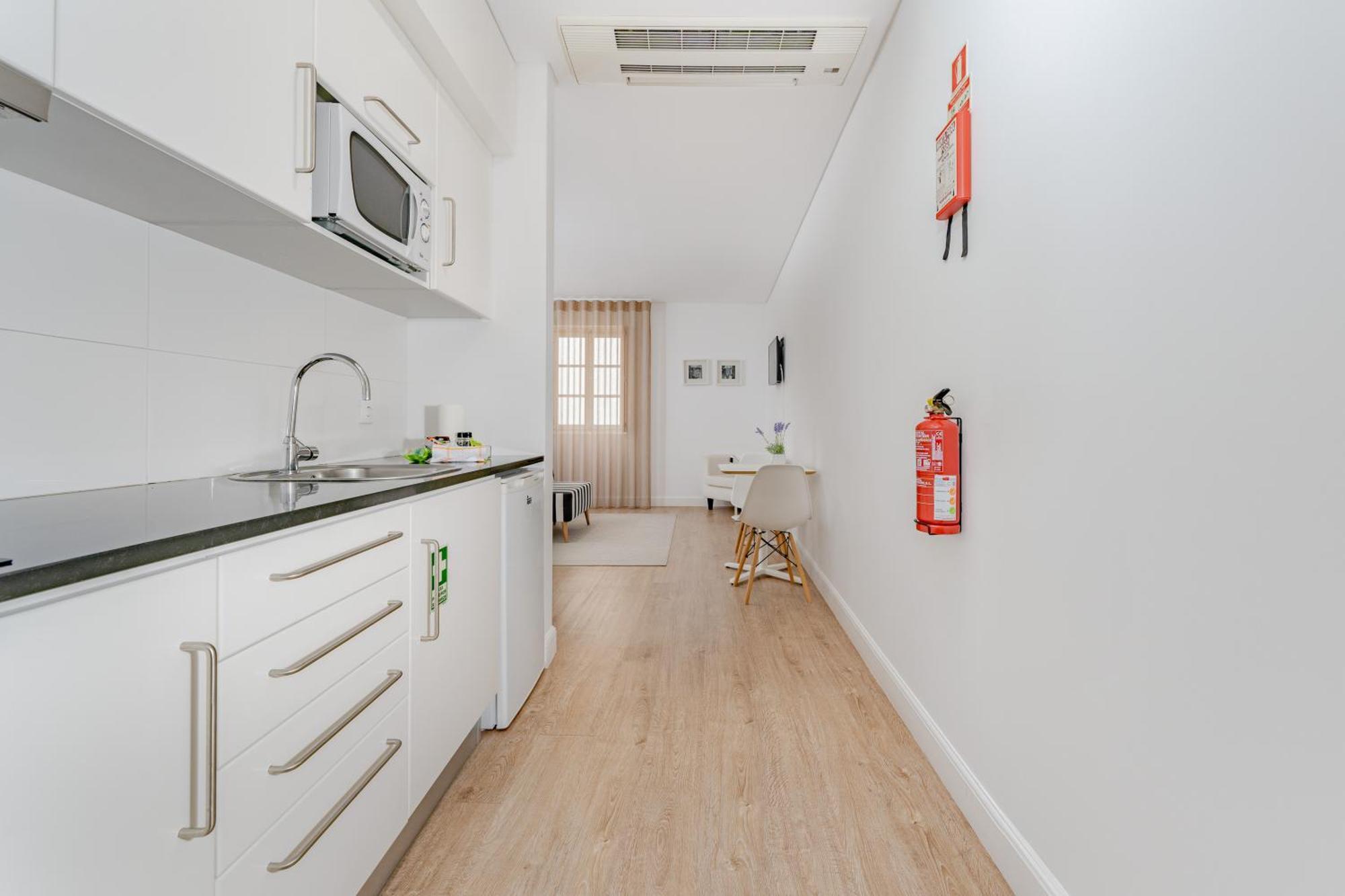 Studios Funchal Εξωτερικό φωτογραφία