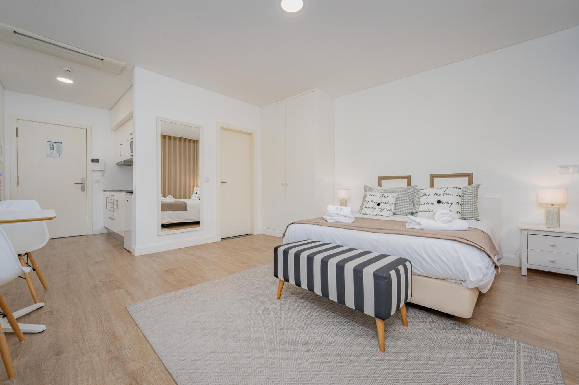 Studios Funchal Εξωτερικό φωτογραφία